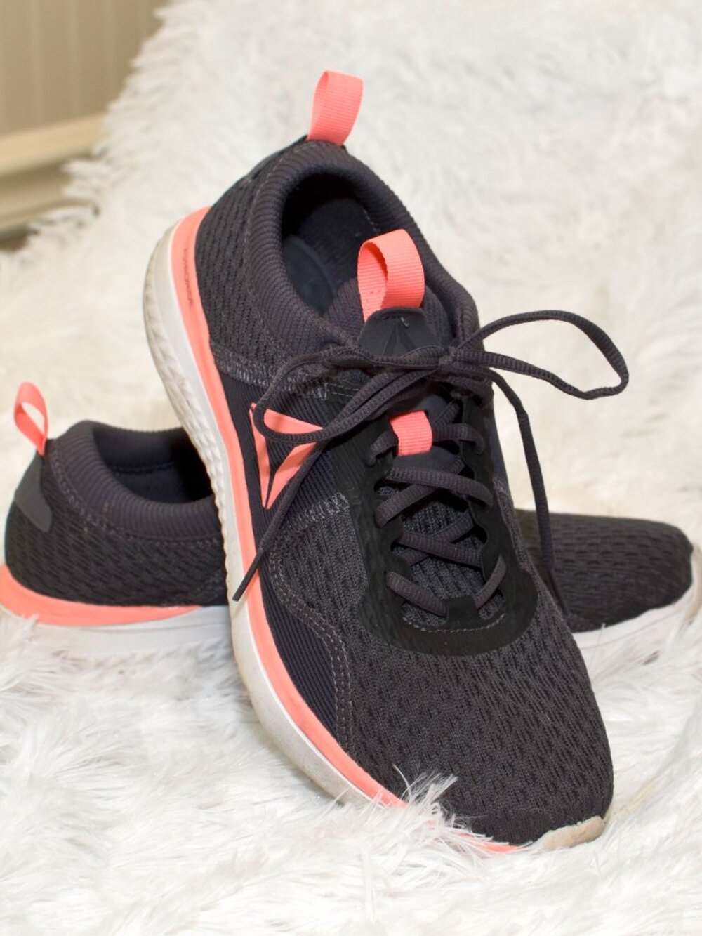 Reebok Astroride Run Fire Sneakers Grey Coral Pink - Women's USA 9.5